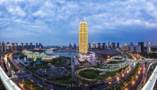 河南之光，高科技产品引领未来，科技重塑生活体验