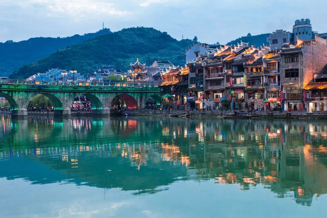 贵州科技之光，引领未来新生活的高科技产品